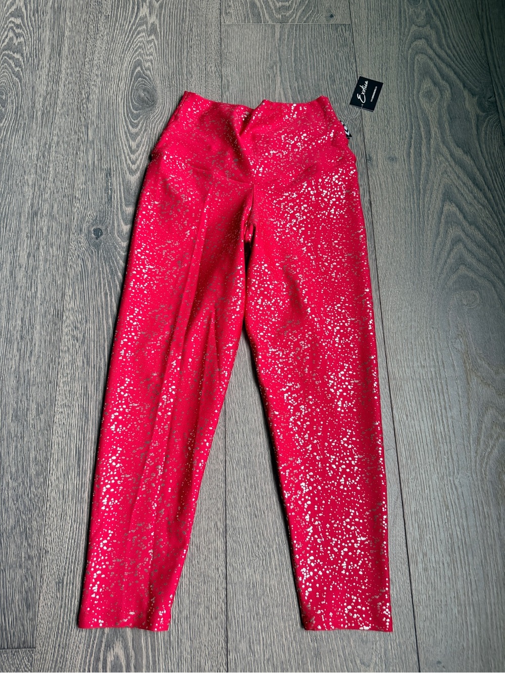Exotica Red Foil Speckle Performance Double Booty Scrunch Crop Leggings